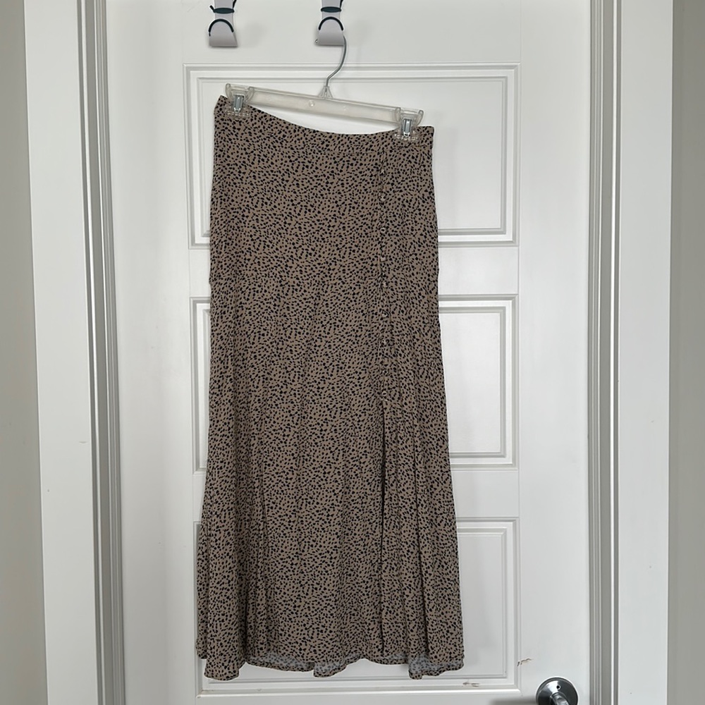 American eagle skirt with buttons